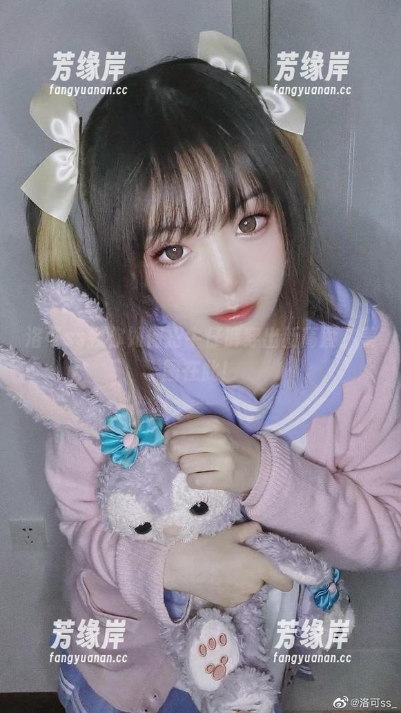 洛可ss教你如何把牛仔裤穿出新高度，美图在此！
