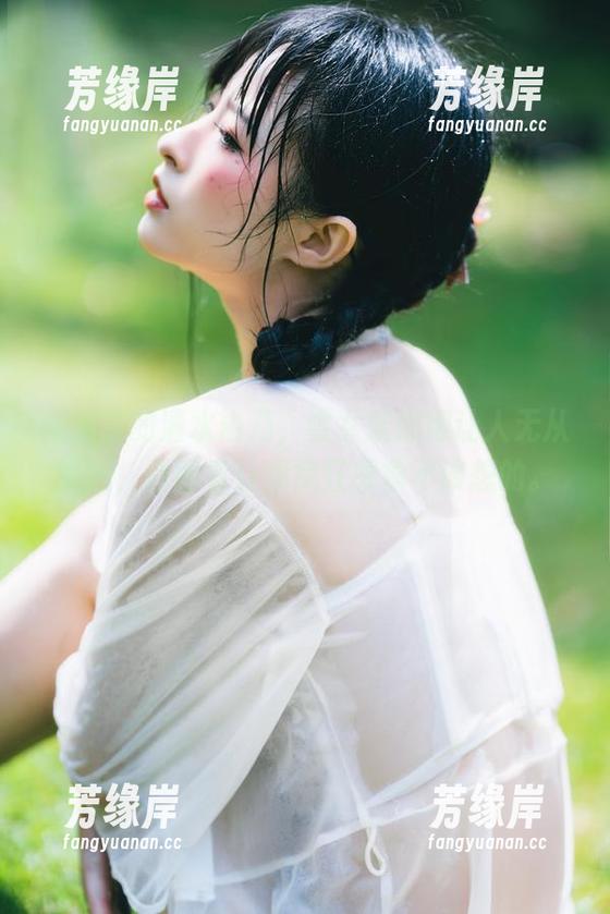 精选里的清水由乃，雪女妩媚得让人无从抵挡，原图竟让我疯狂想象不该想的。
