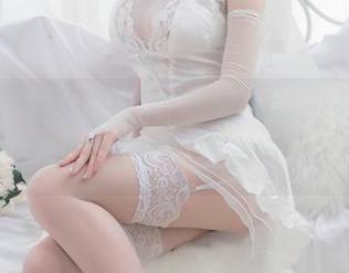 想要一个鲸鱼妹妹的免费原图？没问题！清水由乃已经在海里等你了！