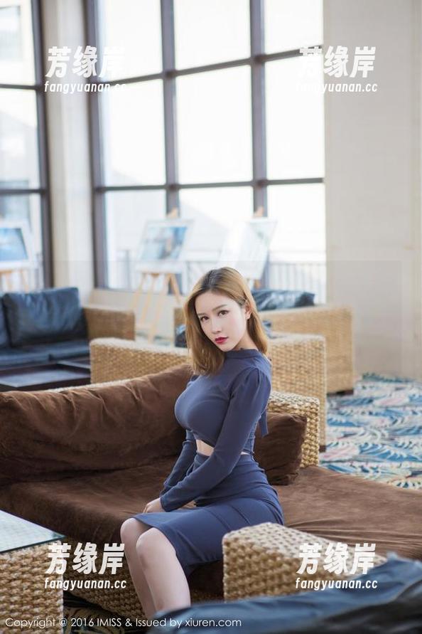 爱蜜社-sisy思 爱蜜社 - sisy思,这不是只有在家才穿的睡衣吗?原图点击进来,居然被我发现了!