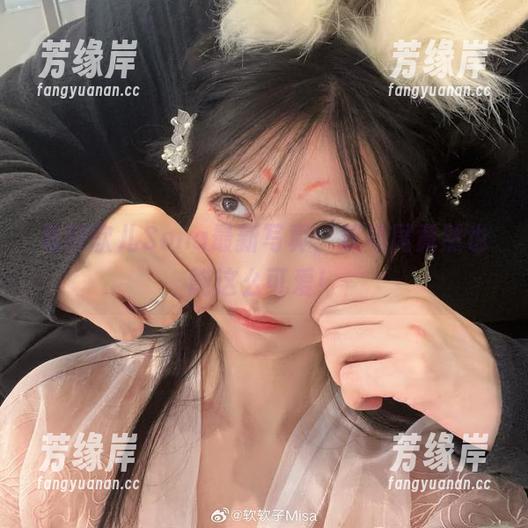 特软儿Sona 看特软儿Sona最新写真,双马尾竟然也能这么可爱!