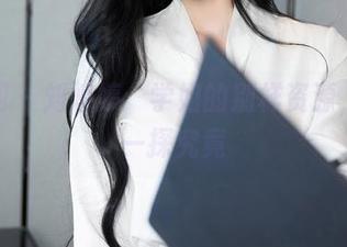秀人网 – 刘婷婷：学姐的别样资源，值得一探究竟