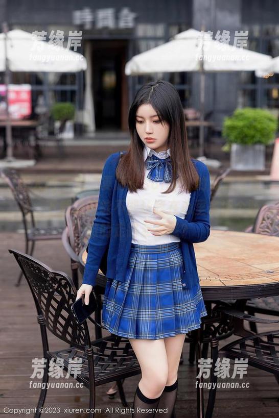 秀人网 - 有“夏诗诗Sally”的高清高跟鞋，下载之后能不能让我在心里多添个骄傲的走路姿势呢？