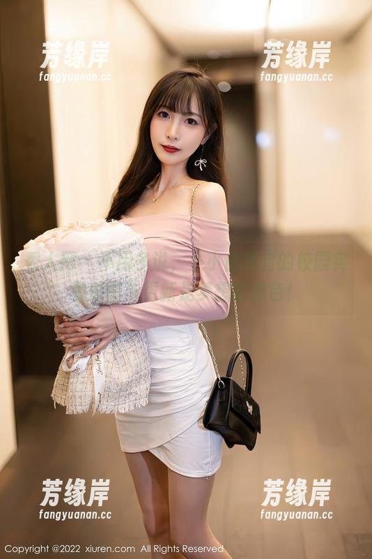 秀人网 - 不用多说，小小白思宜的校园实景原图与更新是梦想的颜色！