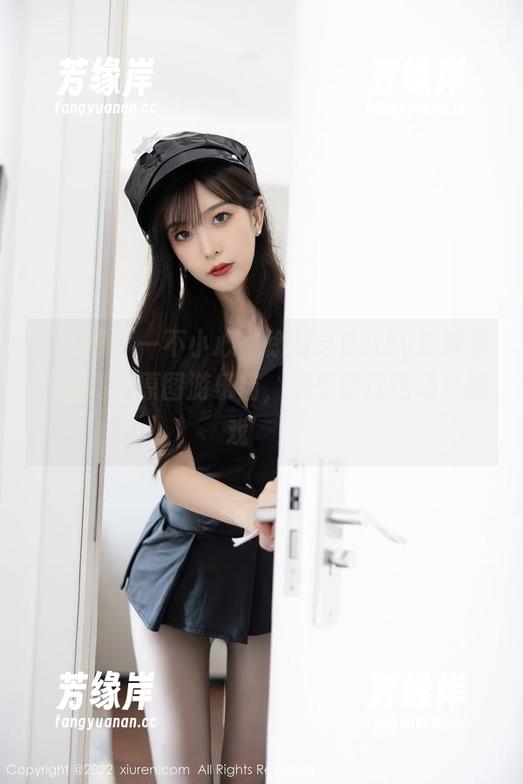 秀人网 - 一不小心，徐莉芝Botty把教室变成高清原图游乐场，别想错过这场‘嬉戏’！
