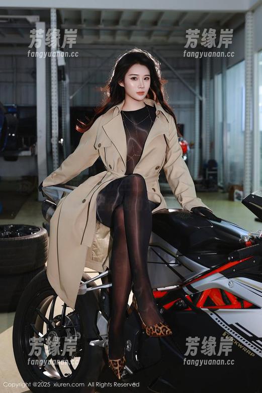 秀人网 - 试着找找王俪丁的夏天在线资源，发现我已经在她的海洋里沉浸了。