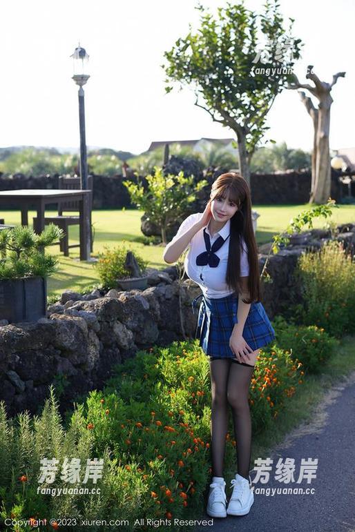 秀人网 - 香澄在东京的新写真集：肉丝大冒险——资源全在这里，别眨眼！