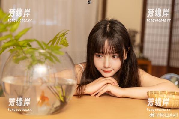 秋山AkI的无圣光天台，谁能抵挡这样的小诱惑？