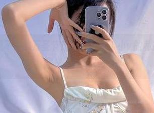 微密圈 – 其貌不扬的万圣节？不！纪念小小v的私拍让我们重新定义“可爱”！