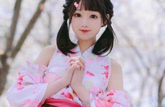 羽天shine的作品中那黑色无圣光，突然让我开始思考：什么才算“光”？
