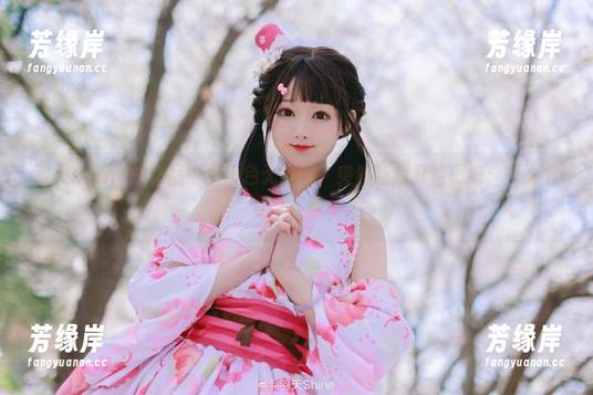 羽天shine 羽天shine的作品中那黑色无圣光,突然让我开始思考:什么才算“光”?