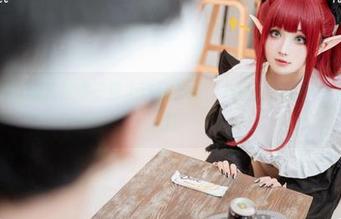 照片说话！肉扣热热子穿上这身礼服，美图里恰好抓住了那一缕风