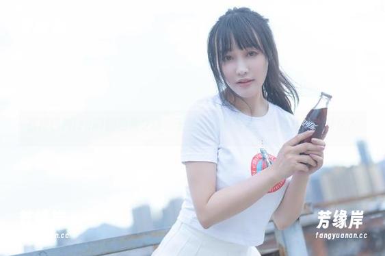 脱尾巴Mizuki的瑜伽之旅，无圣光下的写真，我到底在看什么？