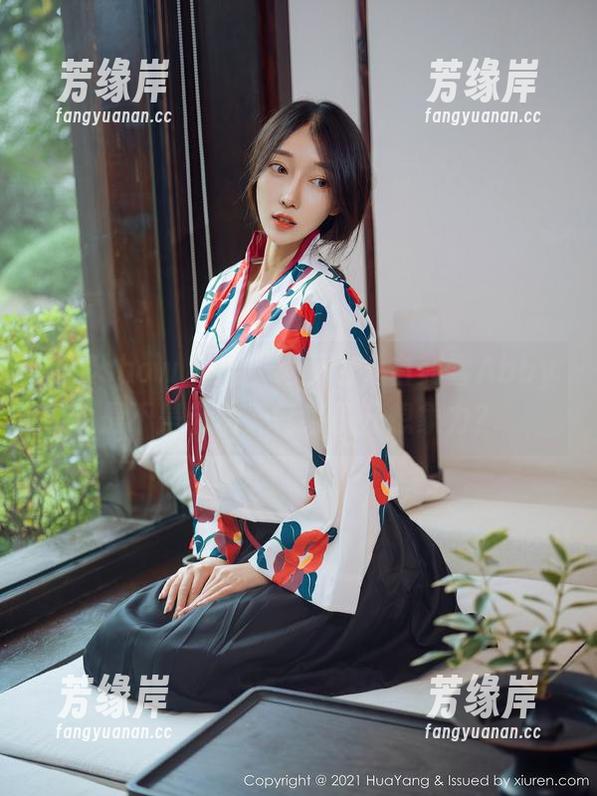 花漾show - 连衣裙图包，白茹雪Abby是不是借助天气来提升想象力？