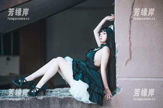 看！落落Raku的婚纱图集，不同于别家的“千篇一律”
