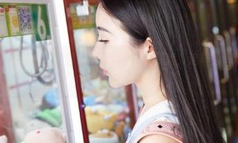 蜜桃社 – 最新套图，雪梨sherry化身御姐，这样的气场你敢惹不？
