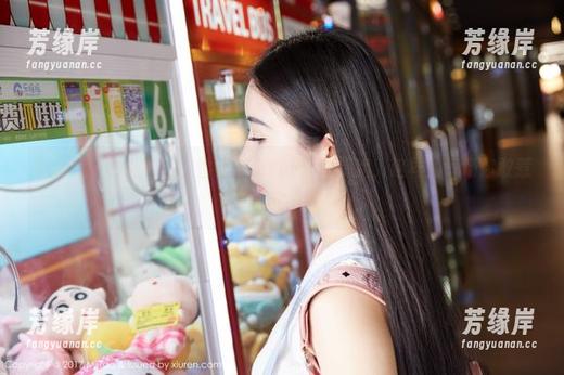 蜜桃社 - 最新套图，雪梨sherry化身御姐，这样的气场你敢惹不？