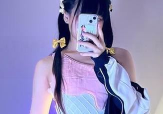 畅游阿九从不咕咕的停云cosmos三部曲：图包里的小秘密等你来挖掘。