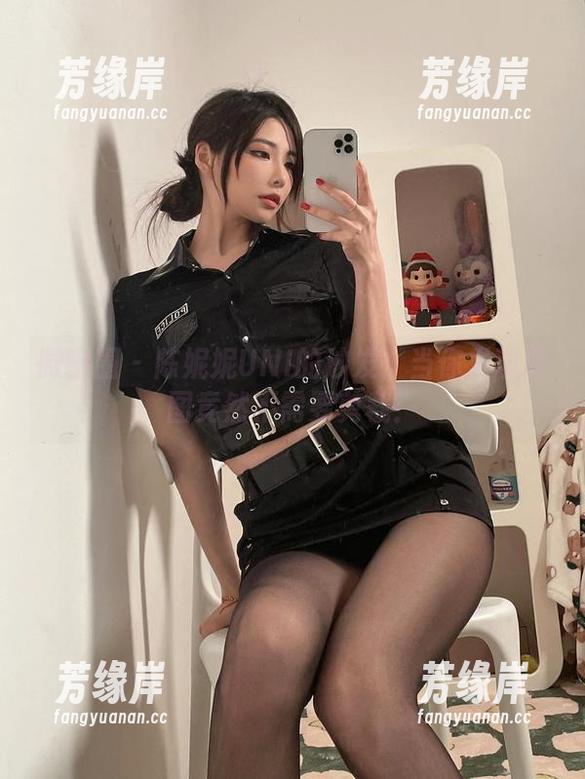陈妮妮UNI 微密圈 - 陈妮妮UNI的沙发:当你发现原图竟然不需要剪裁!