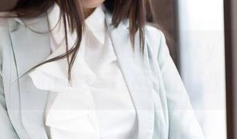 魅妍社 – 厨娘“绯月樱-Cherry”的写真之旅，咱们的彩蛋就在网上等你来挖掘