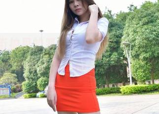 魔镜街拍里的紧身运动装美女，原图分享，别傻傻以为这都是滤镜的功劳。