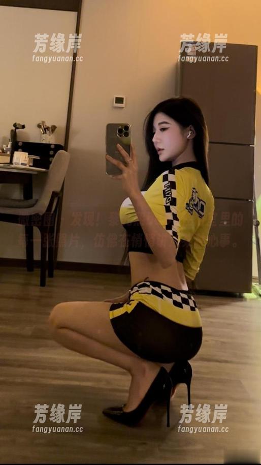 黎允熙baby 微密圈 - 发现!黎允熙baby在浴室里的每一张照片,仿佛在悄悄讲述某种心事。